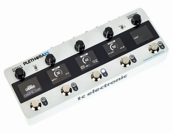 tc electronic Plethora X5, manopole viste dall'alto