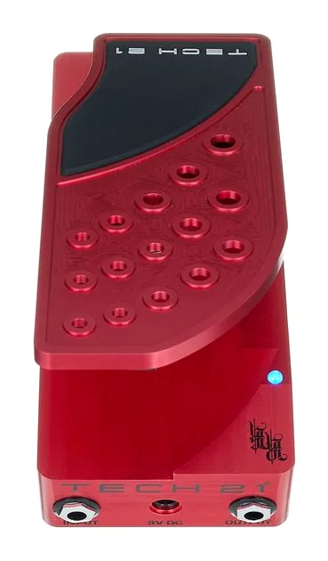 Tech 21 Killer Wail R.Kotzen Signature, footswitch in primo piano