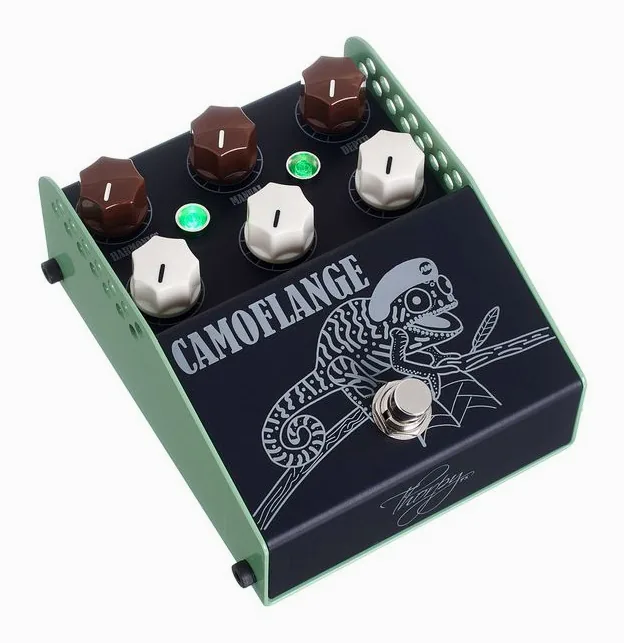 ThorpyFX Camoflange Flanger MKII, manopole viste dall'alto