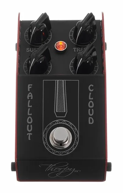 ThorpyFX Fallout Cloud Fuzz, connettori sul retro dell'unita