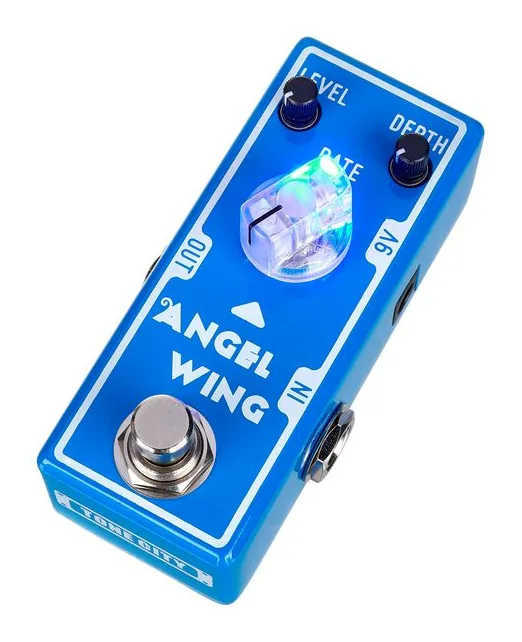 Tone City Angel Wing - Chorus in primo piano frontale