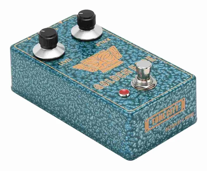 Tone City Golden Face Fuzz, ingressi e uscite laterali