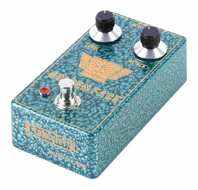 Tone City Golden Face Fuzz visto di fronte