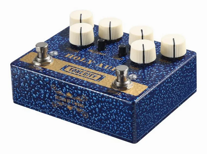 Tone City Holy Aura - Distortion / Boost fotografato frontalmente