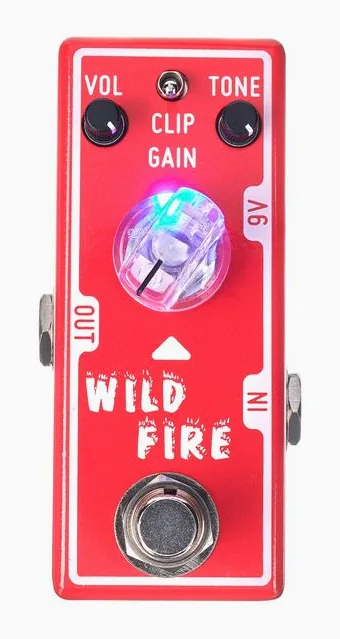 Tone City Wild Fire High-Gain Distortion, led e interruttore a pedale