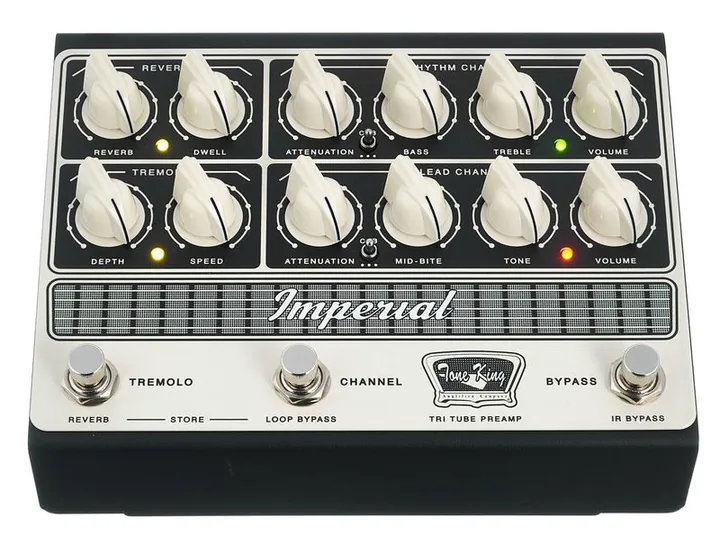 Tone King Imperial Tri-Tube Preamp, manopole e selettore dei canali