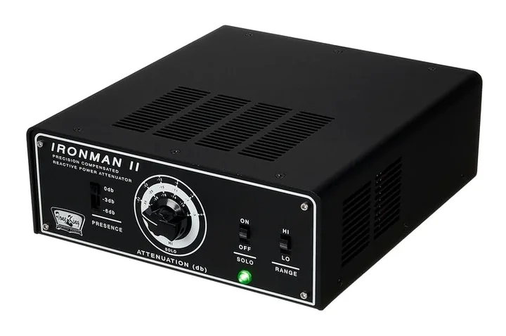 Tone King Ironman II Attenuator, vista laterale del cabinet