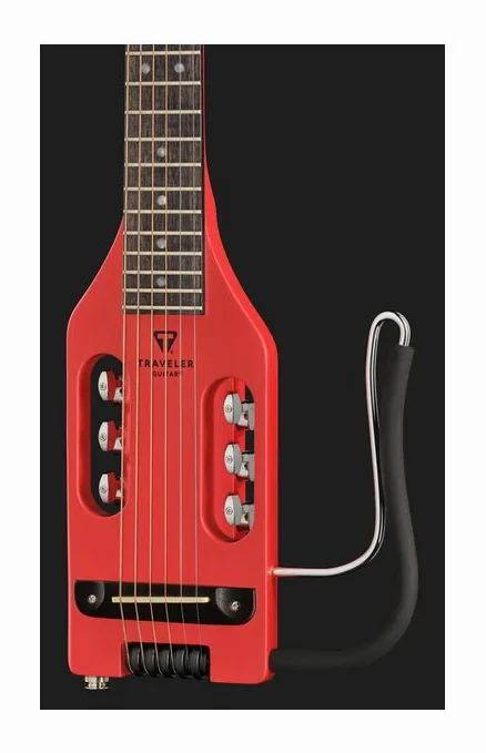 Traveler Guitar Ultra Light Vintage Red, corpo e verniciatura in primo piano