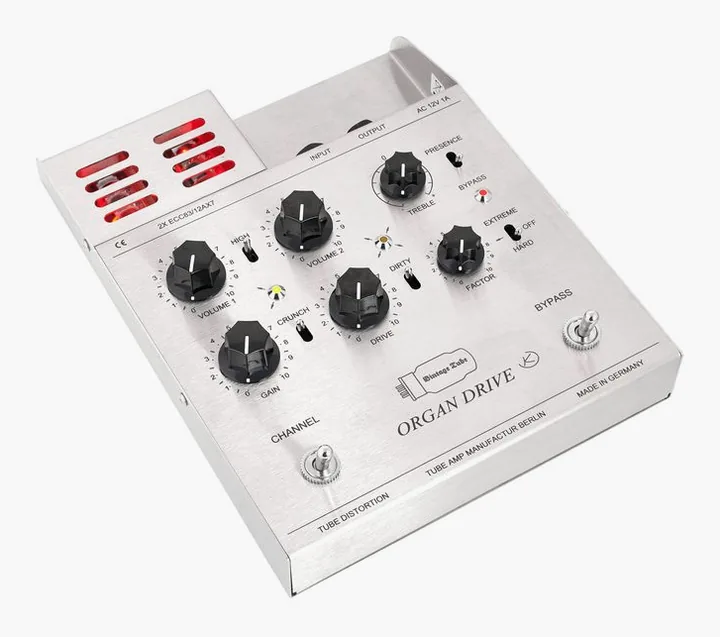 Tube Amp Manufactur Organ Drive, connettori sul retro dell'unita