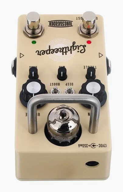Tubesteader Lightkeeper v2 Pre/Overdrive, footswitch in primo piano