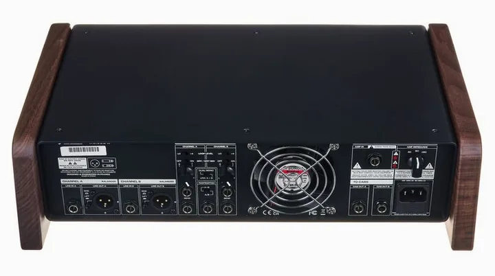 Two Notes Reload II Loadbox & Attenuator, vista dall'alto della testata