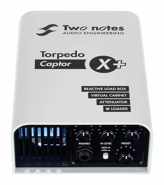 Two Notes Torpedo Captor X + 8 Ohms, pannello dei controlli in primo piano