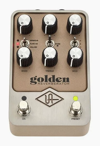 Universal Audio UAFX Golden Reverberator, led e interruttore a pedale