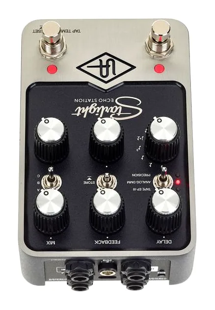 Universal Audio UAFX Starlight Echo Station, manopole viste dall'alto