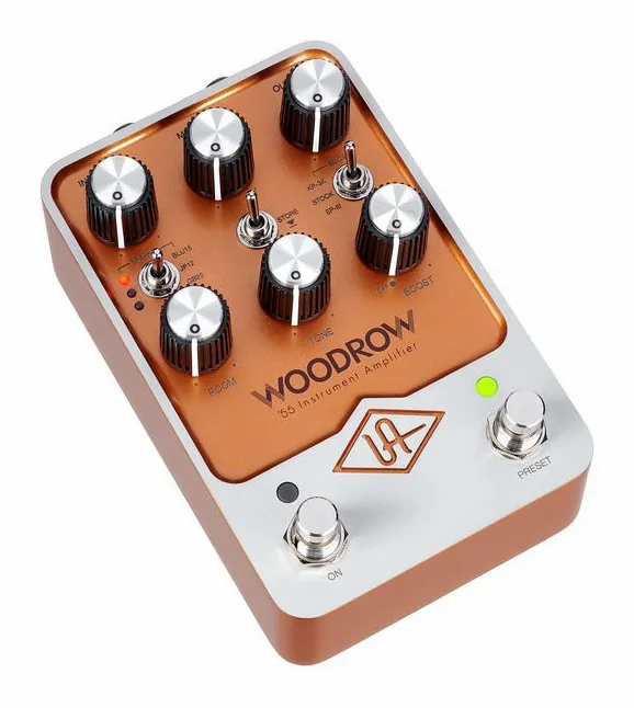 Universal Audio UAFX Woodrow '55, ingressi e uscite laterali