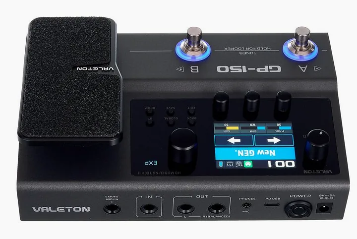 Valeton GP-150, footswitch in primo piano