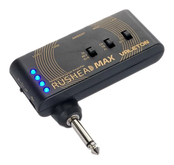 Valeton RushHead Max, footswitch in primo piano
