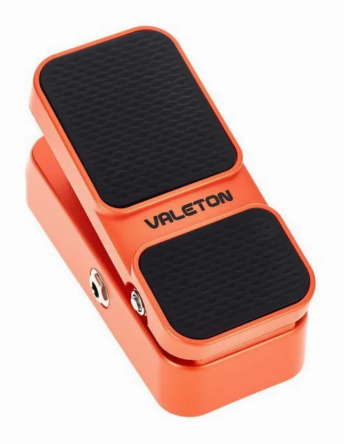 Valeton Surge EP-2 Mini, footswitch in primo piano