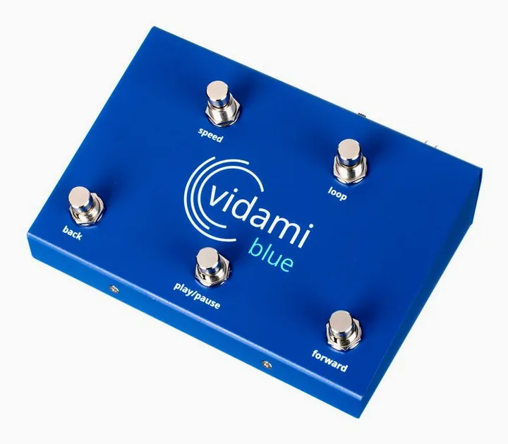 Vidami Blue 3 in 1 Video Controller fotografato frontalmente