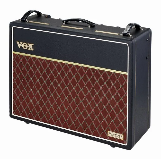 Vox AC30 HW 30W, 2x12" inquadrato di fronte su sfondo neutro