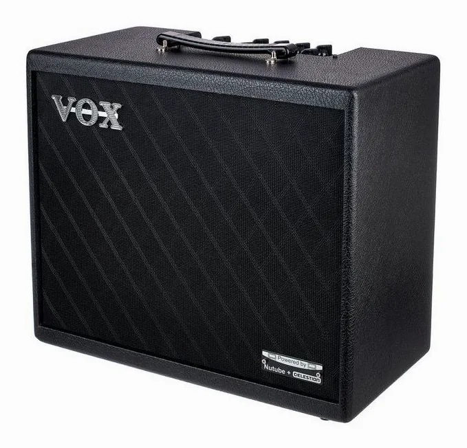 Vox Cambridge 50 in primo piano frontale