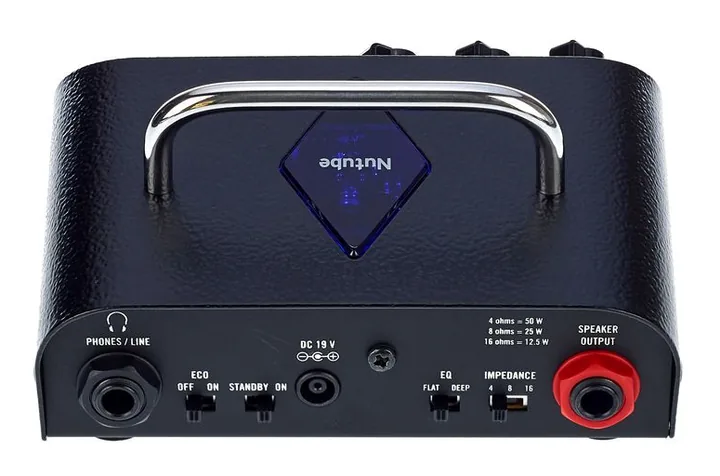 Vox MV 50 CR Rock, logo e finiture del pannello frontale