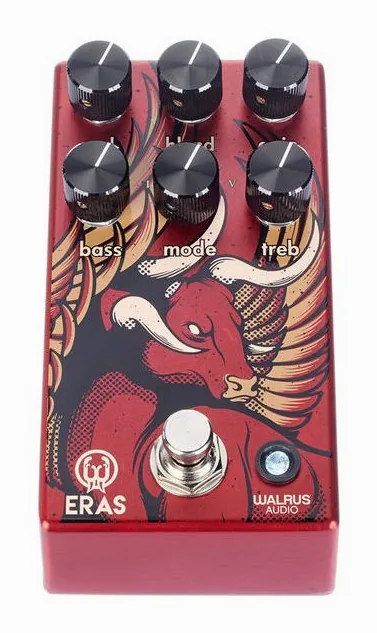 Walrus Audio Eras, footswitch in primo piano