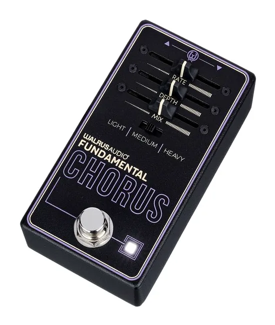 Walrus Audio Fundamental Chorus visto di fronte