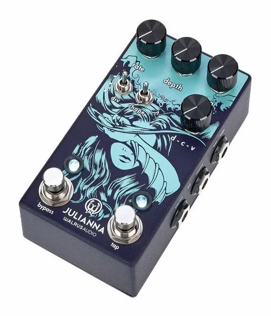 Walrus Audio Julianna Chorus visto di fronte