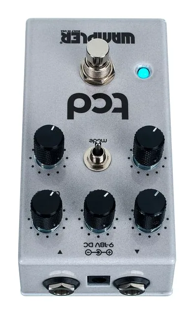 Wampler TCD Overdrive, footswitch in primo piano