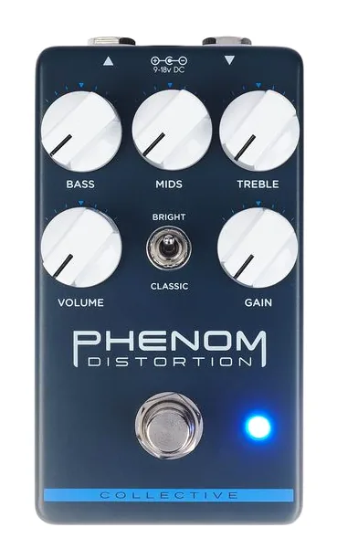 Wampler Phenom Distortion, footswitch in primo piano