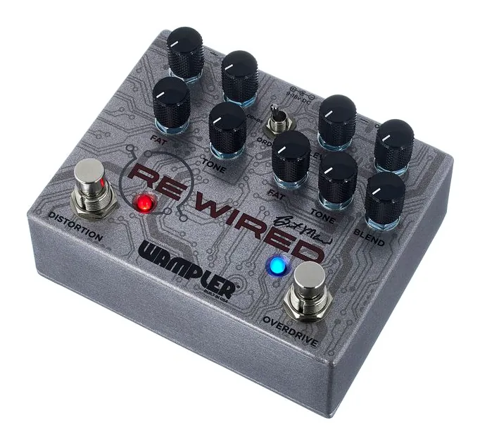 Wampler ReWired Brent Mason Overd/Dist inquadrato di fronte su sfondo neutro