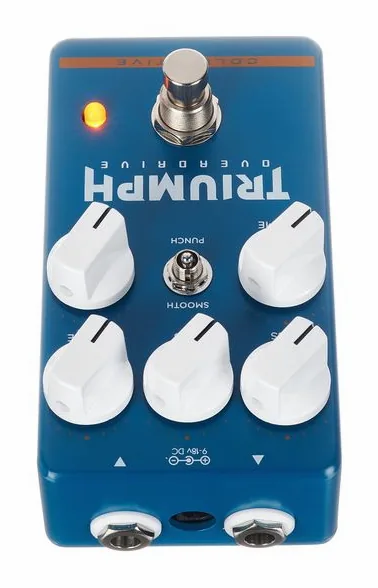 Wampler Triumph Overdrive, footswitch in primo piano