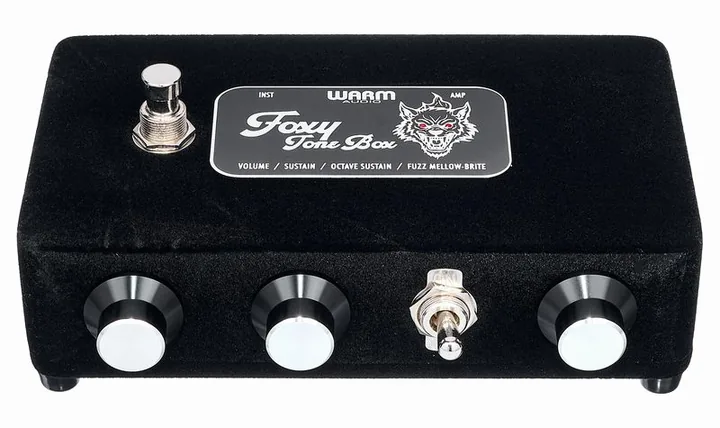 Warm Audio Foxy Tone Box Werewolf Fuzz, manopole viste dall'alto
