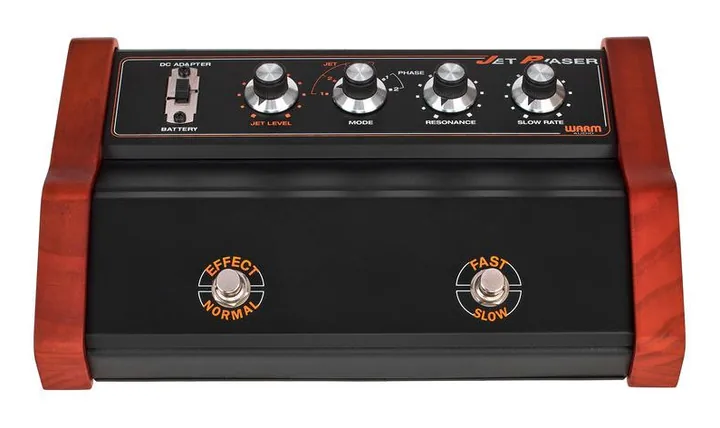 Warm Audio Jet Phaser, connettori sul retro dell'unita