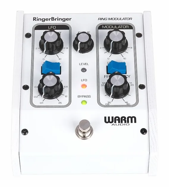Warm Audio RingerBringer limited White, connettori sul retro dell'unita