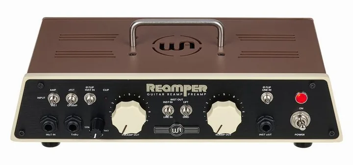 Warm Audio WA-RA Reamper, retro con le prese di collegamento