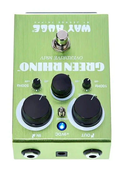 Way Huge Green Rhino MK IV, ingressi e uscite laterali