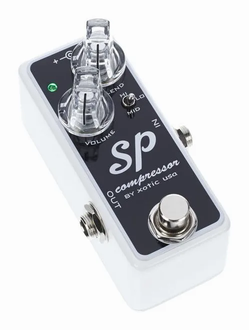Xotic SP Compressor, connettori sul retro dell'unita
