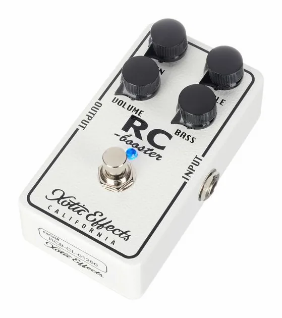 Xotic RC Booster Classic in primo piano frontale