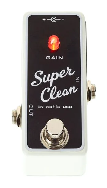 Xotic Super Clean Buffer, footswitch in primo piano