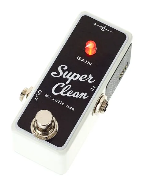 Xotic Super Clean Buffer fotografato frontalmente