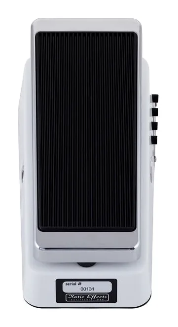 Xotic XW-1 Wah, connettori sul retro dell'unita