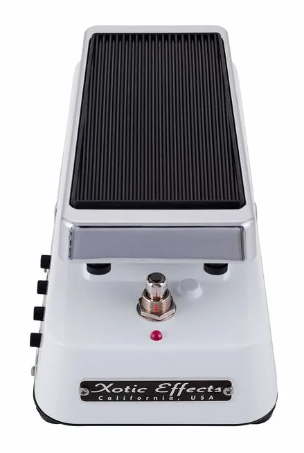 Xotic XW-1 Wah, connettori sul retro dell'unita