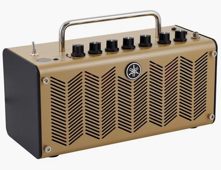 Yamaha THR5A, pannello dei controlli in primo piano