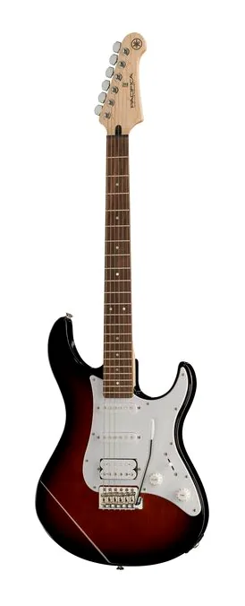 Yamaha Pacifica 112J OVS ripreso frontalmente