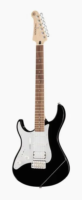 Yamaha Pacifica 112JL BL in primo piano frontale