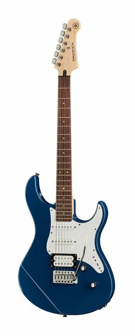 Yamaha Pacifica 112V UBL RL fotografato frontalmente
