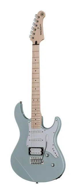 Yamaha Pacifica 112VM IB RL fotografato frontalmente