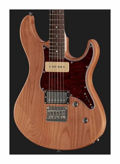 Yamaha Pacifica 311H YNS, manico e tastiera visti di lato